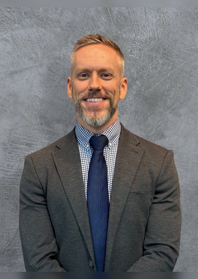 Alphalete_TeamImage_Studies_Zach-Hogue_with_bgc